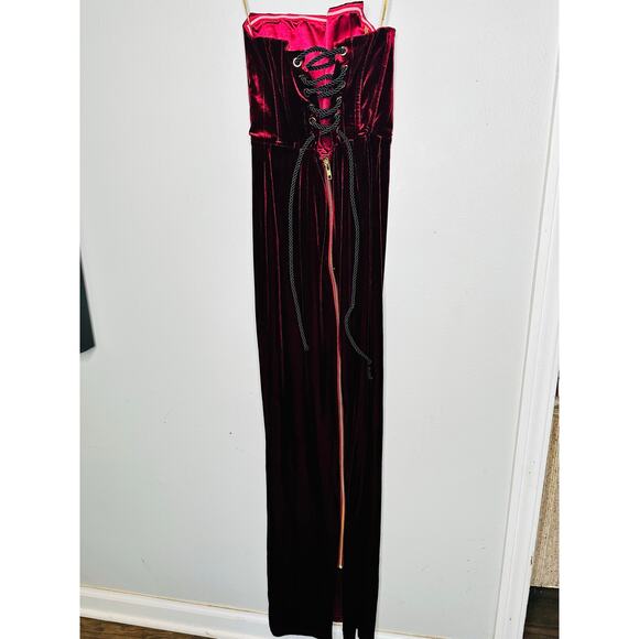 Bronx & Banco Red Velvet Florentina Corset Lace Up Back Gown Size Extra Small - Picture 14 of 16